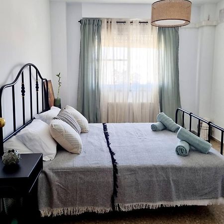 Lovely 4 Bed Flat Puerto de Sagunto Exterior photo